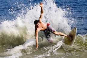 开云入口-埃弗顿边路攻势凌厉，古迪逊公园渴望连胜，古迪逊公园球场位置