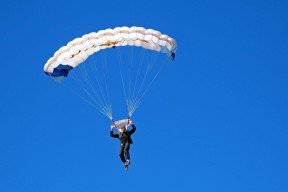 KAIYUN 中国大陆-女篮国家队强化防守协同提升团队防守能力，女子篮球防守视频