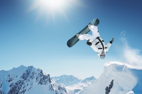 开云官方网站-技术动作细节成蝶泳胜负关键，蝶泳技术动作要领