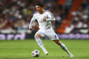 Kaiyun(中国)开云-中超赛季球员成长报告上线展示数据驱动成果，中超球员时间